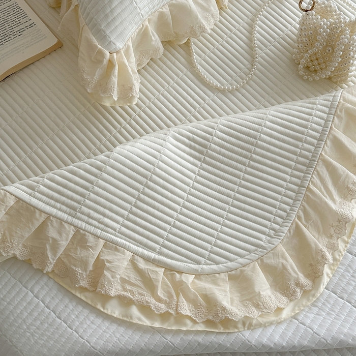 91家纺网 家纺一手货源 找家纺 琳可家居 2025新款轻法系列双层花边100%莱赛尔纤维床盖三件套可搭配同款被套（提供买家秀） 香草白