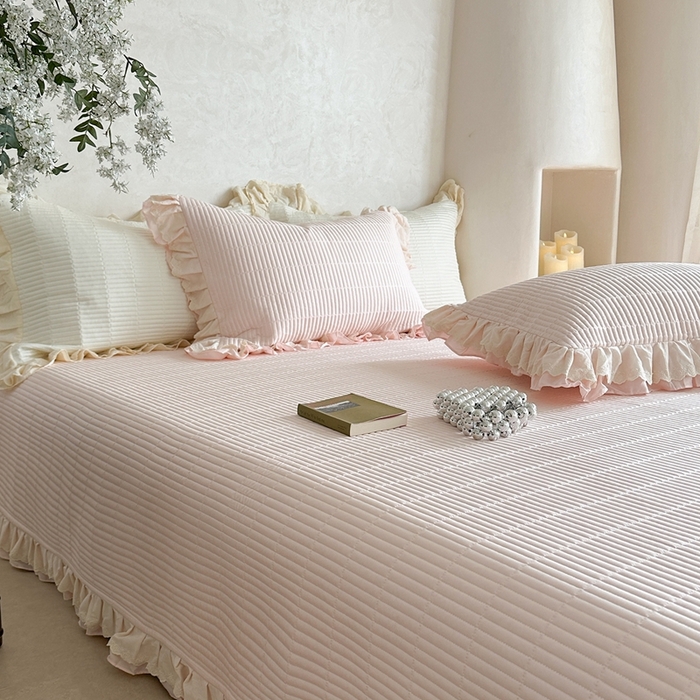 91家纺网 家纺一手货源 找家纺 琳可家居 2025新款轻法系列双层花边100%莱赛尔纤维床盖三件套可搭配同款被套（提供买家秀） 樱花粉