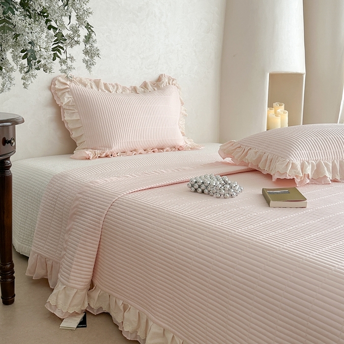 91家纺网 家纺一手货源 找家纺 琳可家居 2025新款轻法系列双层花边100%莱赛尔纤维床盖三件套可搭配同款被套（提供买家秀） 樱花粉