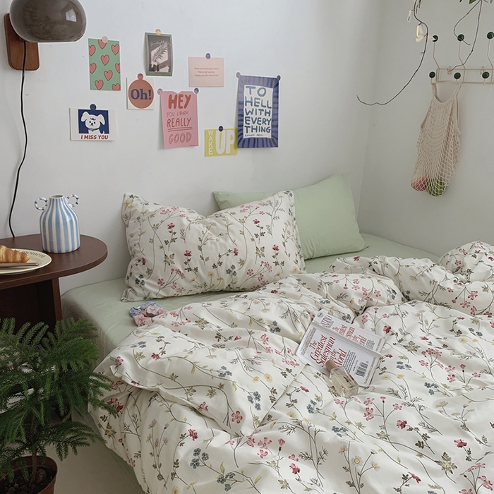 91家纺网 家纺一手货源 找家纺 柚可家居 2024秋季新款40支全棉斜纹四件套-小漫春 小时光-果绿