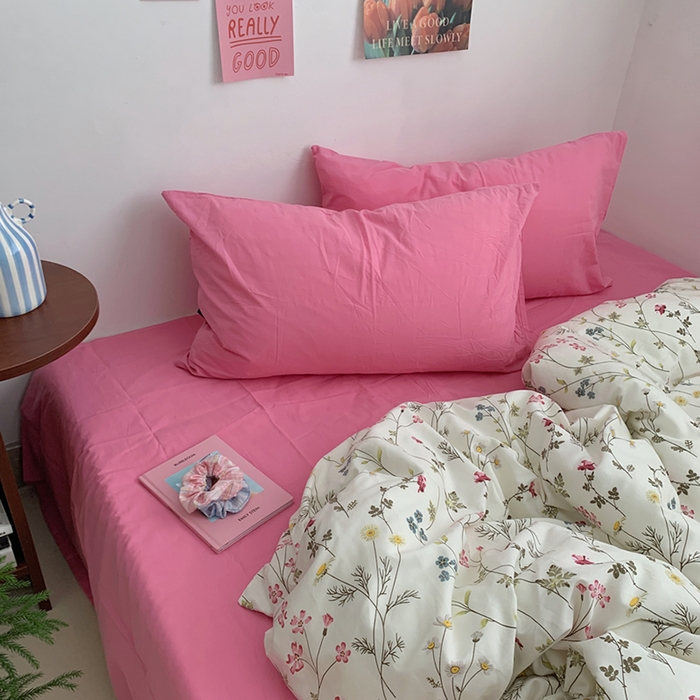 91家纺网 家纺一手货源 找家纺 柚可家居 2024秋季新款40支全棉斜纹四件套-小漫春 小时光-桃红