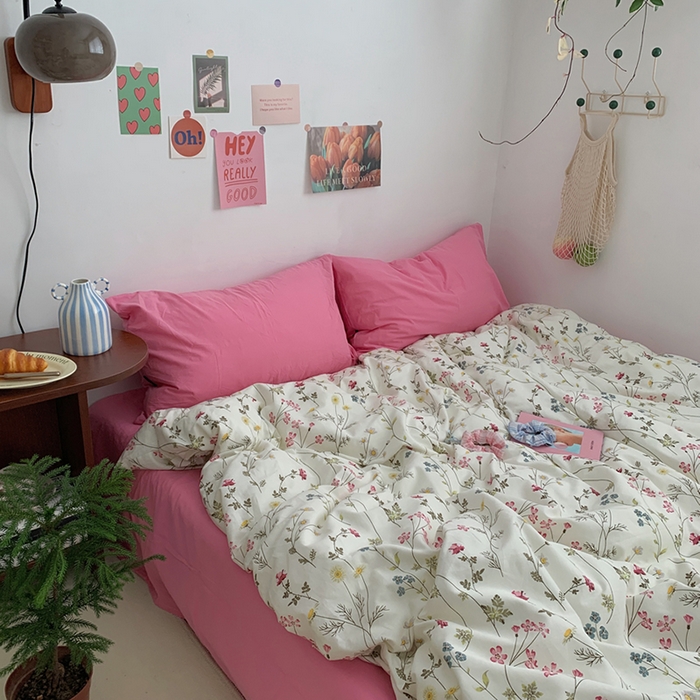 91家纺网 家纺一手货源 找家纺 柚可家居 2024秋季新款40支全棉斜纹四件套-小漫春 小时光-桃红