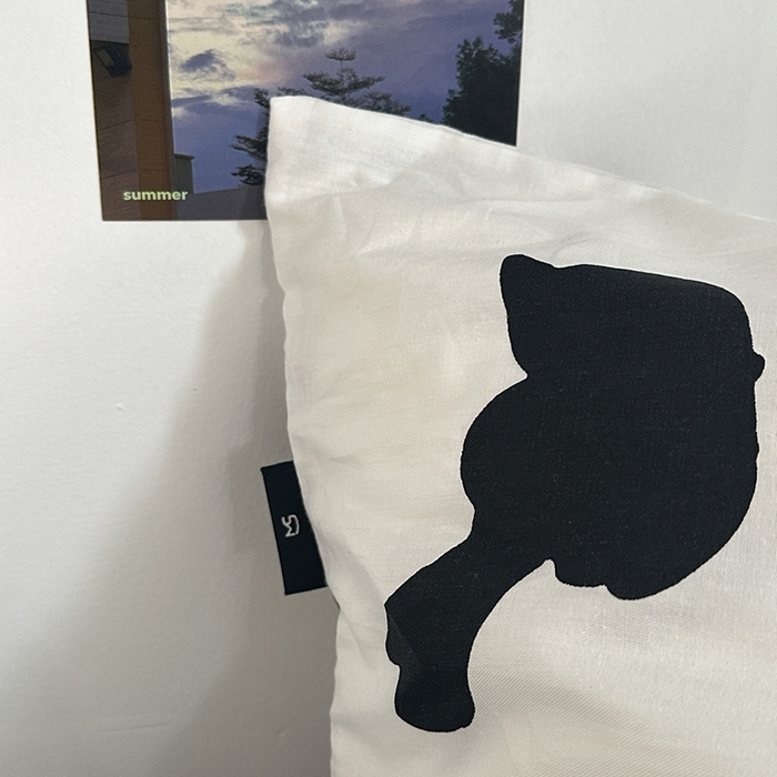 91家纺网 家纺一手货源 找家纺 柚可家居 2024秋季新款40支全棉斜纹四件套-小漫春 非黑即白 实拍第二组