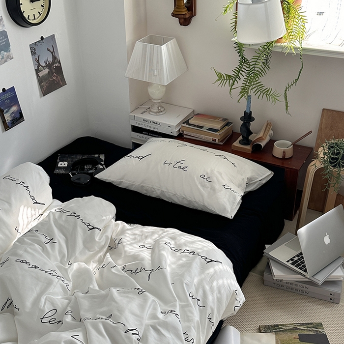 91家纺网 家纺一手货源 找家纺 柚可家居 2024秋季新款40支全棉斜纹四件套-小漫春 英文信 实拍第二组