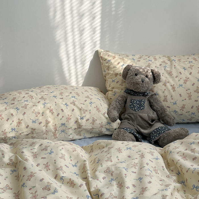 91家纺网 家纺一手货源 找家纺 柚可家居 2024秋季新款40支全棉斜纹四件套-小漫春 恋糖兔兔