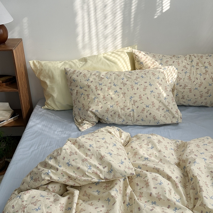 91家纺网 家纺一手货源 找家纺 柚可家居 2024秋季新款40支全棉斜纹四件套-小漫春 恋糖兔兔