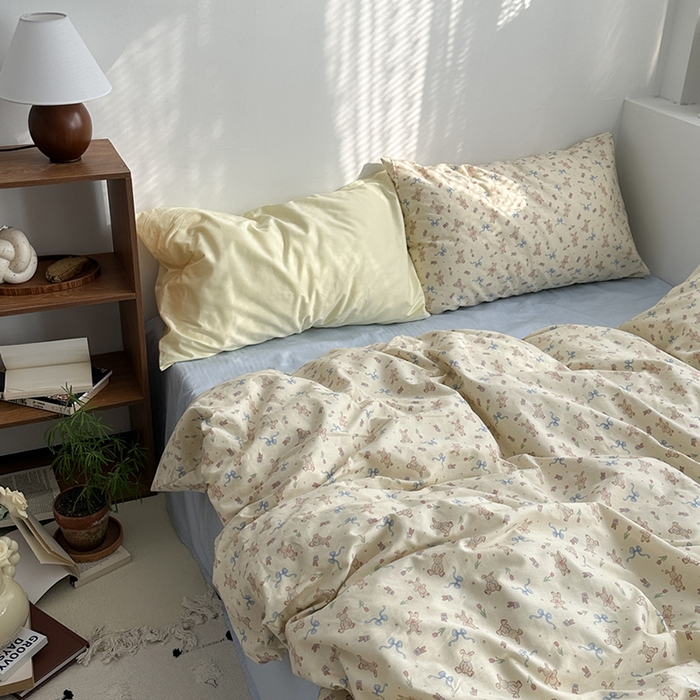 91家纺网 家纺一手货源 找家纺 柚可家居 2024秋季新款40支全棉斜纹四件套-小漫春 恋糖兔兔