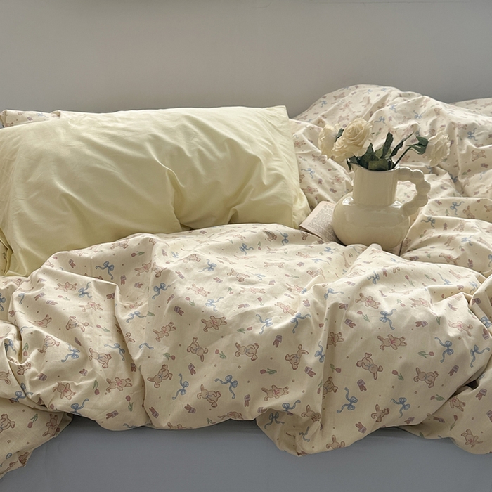 91家纺网 家纺一手货源 找家纺 柚可家居 2024秋季新款40支全棉斜纹四件套-小漫春 恋糖兔兔