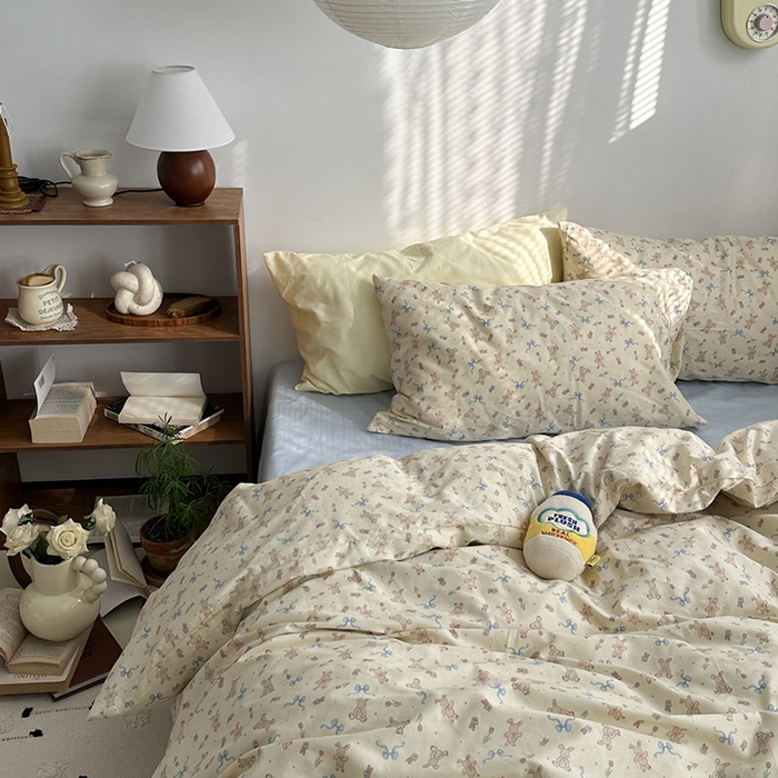 91家纺网 家纺一手货源 找家纺 柚可家居 2024秋季新款40支全棉斜纹四件套-小漫春 恋糖兔兔