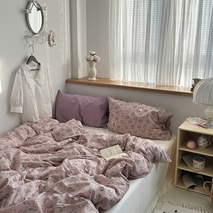 91家纺网 家纺一手货源 找家纺 柚可家居 2024秋季新款40支全棉斜纹四件套-小漫春 莓莓兔