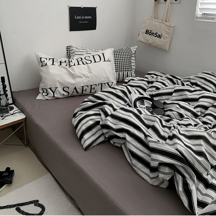 91家纺网 家纺一手货源 找家纺 柚可家居 2024秋季新款40支全棉斜纹四件套-小漫春 天空之城