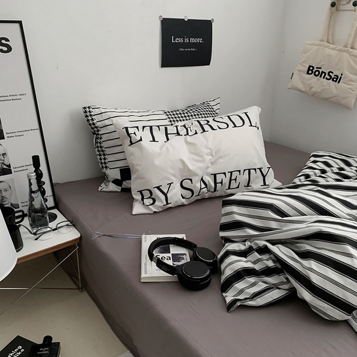 91家纺网 家纺一手货源 找家纺 柚可家居 2024秋季新款40支全棉斜纹四件套-小漫春 天空之城