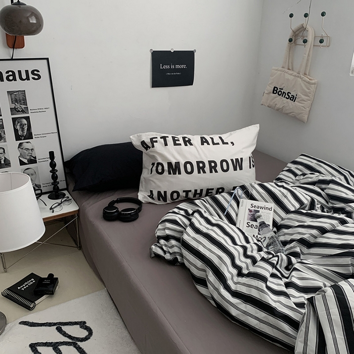 91家纺网 家纺一手货源 找家纺 柚可家居 2024秋季新款40支全棉斜纹四件套-小漫春 午夜巴黎