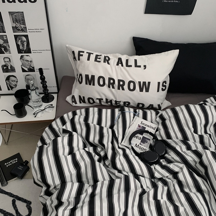 91家纺网 家纺一手货源 找家纺 柚可家居 2024秋季新款40支全棉斜纹四件套-小漫春 午夜巴黎