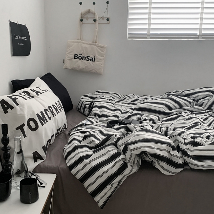 91家纺网 家纺一手货源 找家纺 柚可家居 2024秋季新款40支全棉斜纹四件套-小漫春 午夜巴黎