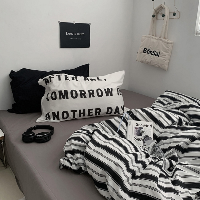 91家纺网 家纺一手货源 找家纺 柚可家居 2024秋季新款40支全棉斜纹四件套-小漫春 午夜巴黎