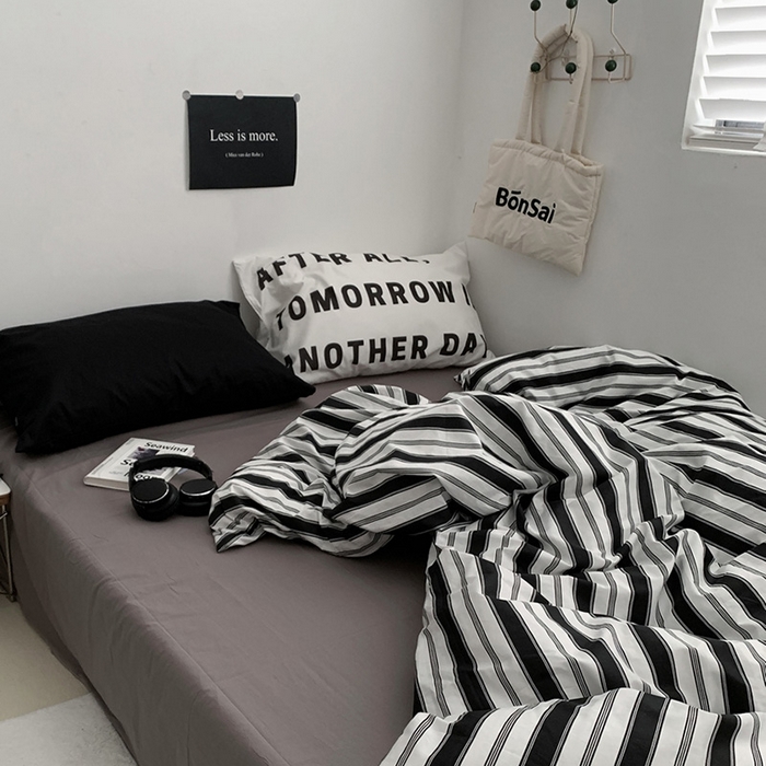 91家纺网 家纺一手货源 找家纺 柚可家居 2024秋季新款40支全棉斜纹四件套-小漫春 午夜巴黎