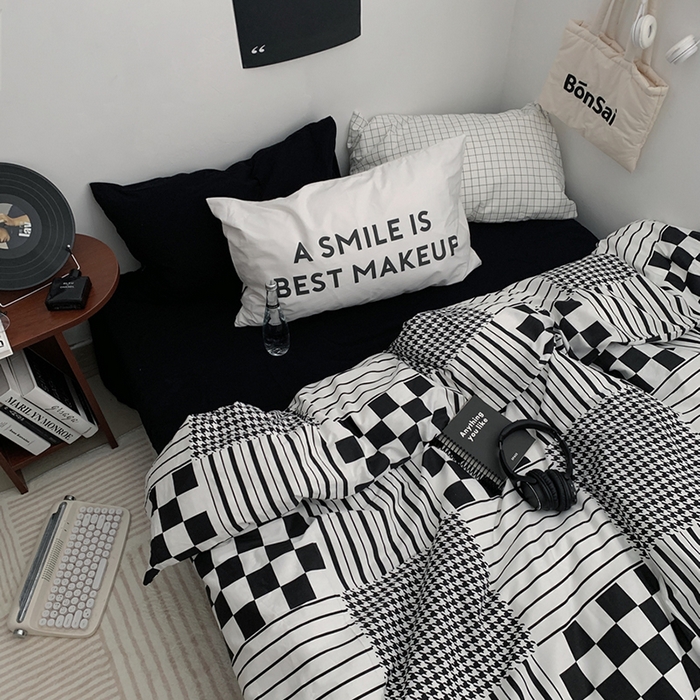 91家纺网 家纺一手货源 找家纺 柚可家居 2024秋季新款40支全棉斜纹四件套-小漫春 棋盘格千鸟格