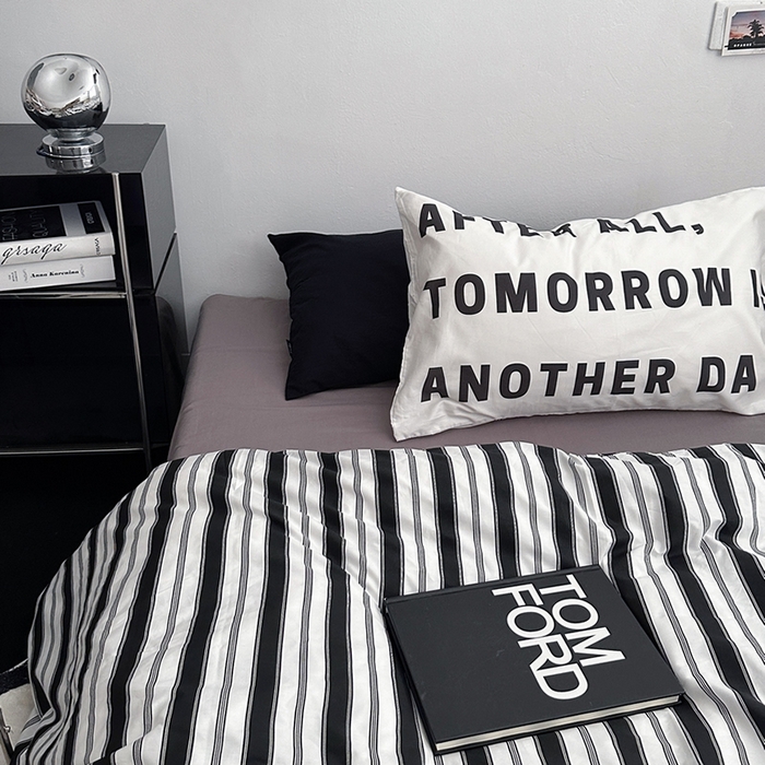 91家纺网 家纺一手货源 找家纺 柚可家居 2024秋季新款40支全棉斜纹四件套-小漫春 午夜巴黎（第二组）