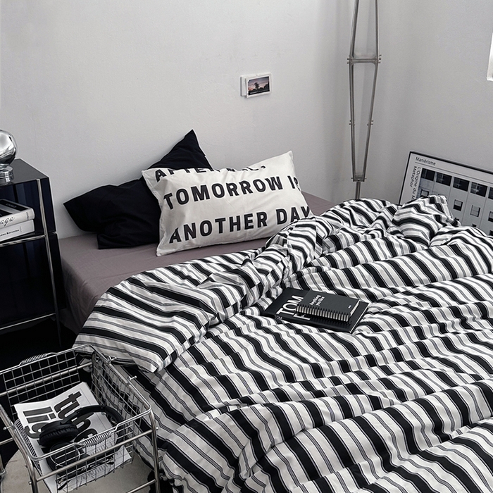 91家纺网 家纺一手货源 找家纺 柚可家居 2024秋季新款40支全棉斜纹四件套-小漫春 午夜巴黎（第二组）