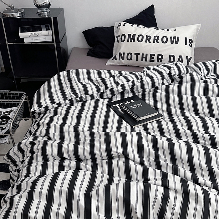 91家纺网 家纺一手货源 找家纺 柚可家居 2024秋季新款40支全棉斜纹四件套-小漫春 午夜巴黎（第二组）