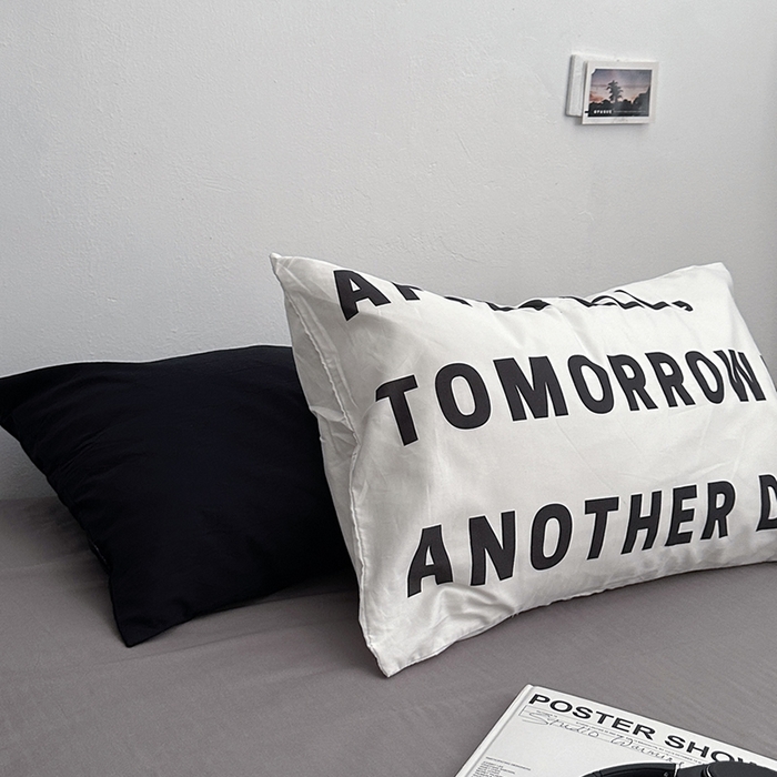 91家纺网 家纺一手货源 找家纺 柚可家居 2024秋季新款40支全棉斜纹四件套-小漫春 午夜巴黎（第二组）