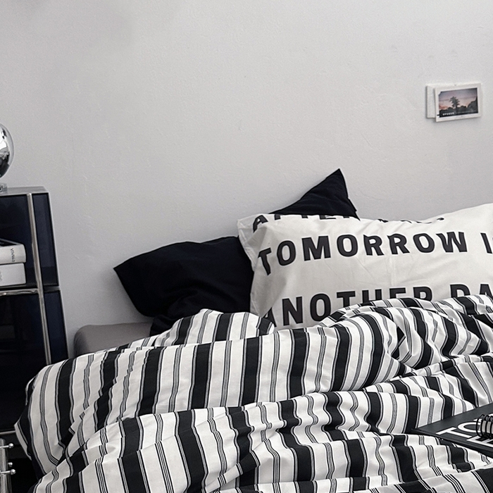 91家纺网 家纺一手货源 找家纺 柚可家居 2024秋季新款40支全棉斜纹四件套-小漫春 午夜巴黎（第二组）