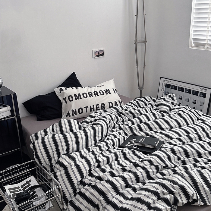 91家纺网 家纺一手货源 找家纺 柚可家居 2024秋季新款40支全棉斜纹四件套-小漫春 午夜巴黎（第二组）