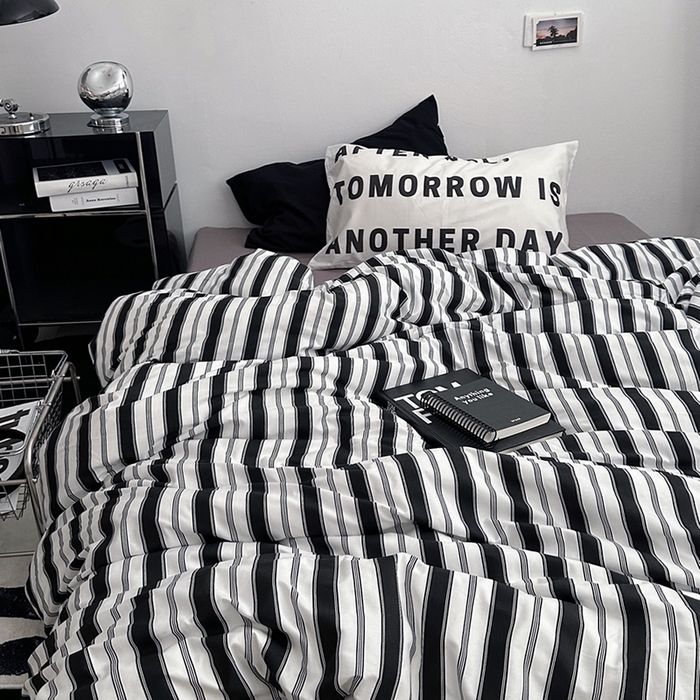 91家纺网 家纺一手货源 找家纺 柚可家居 2024秋季新款40支全棉斜纹四件套-小漫春 午夜巴黎（第二组）