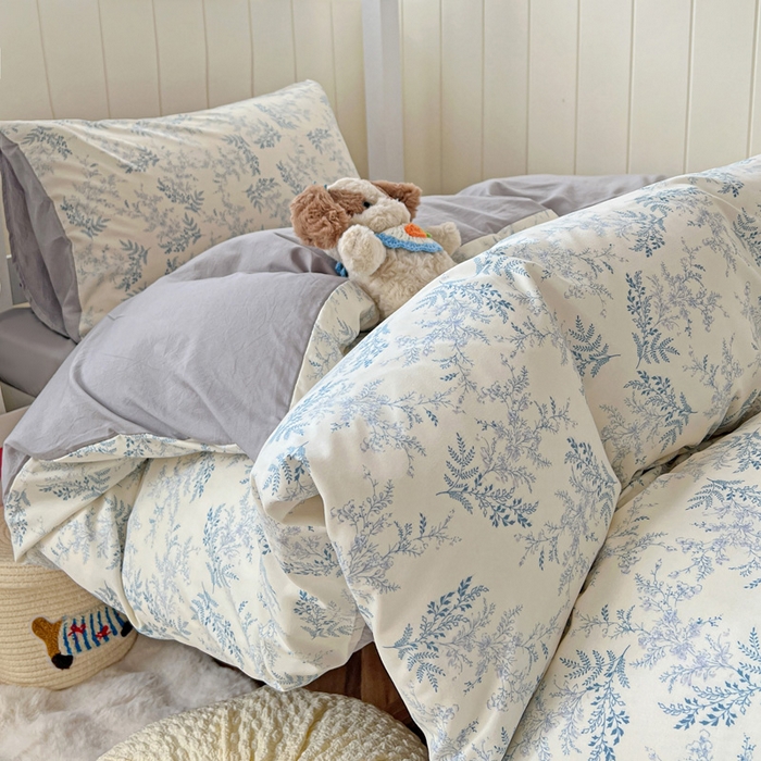 91家纺网 家纺一手货源 找家纺 朵朵家纺2025新款水洗云朵糯糯棉三四件套水洗棉简约风ins风小碎花学生宿舍床被套床单款床笠款三四件套——单被套  蓝颜