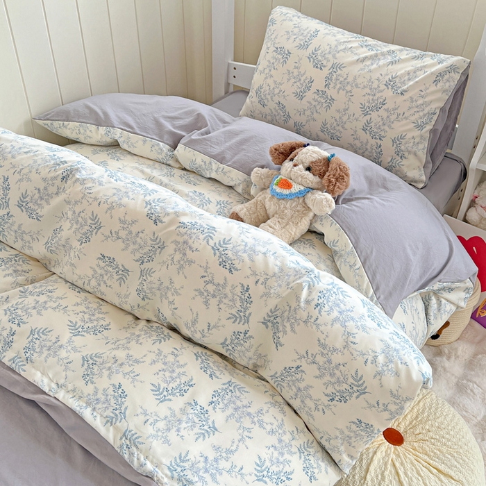 91家纺网 家纺一手货源 找家纺 朵朵家纺2025新款水洗云朵糯糯棉三四件套水洗棉简约风ins风小碎花学生宿舍床被套床单款床笠款三四件套——单被套  蓝颜