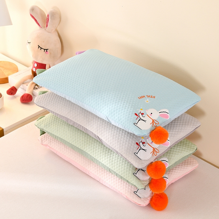 91家纺网 家纺一手货源 找家纺 （总）金牛枕芯 2025新款荞麦枕夏款冰豆豆凉感丝冰丝小兔儿童枕头冰豆豆系列枕