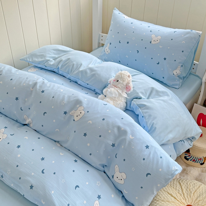 91家纺网 家纺一手货源 找家纺 朵朵2025新款水洗云朵糯糯棉三四件套水洗棉简约风ins风小碎花学生宿舍床被套床单款床笠款三四件套——单被套 星空兔