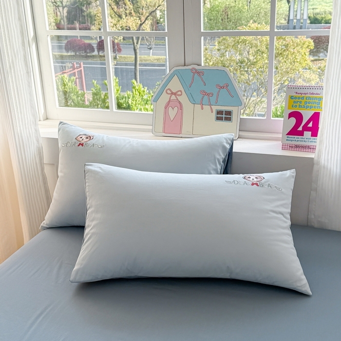 91家纺网 家纺一手货源 找家纺 （总）雲归梦 2025春夏新款全棉纯棉刺绣潮熊学院派系列四件套