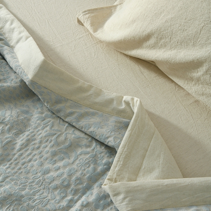 91家纺网 家纺一手货源 找家纺 简家居 2025新款简约亲肤夏被夏凉被空调被 艾丽丝的画-蓝色