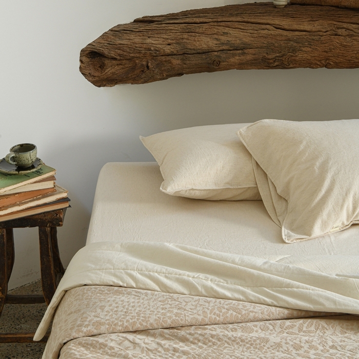 91家纺网 家纺一手货源 找家纺 简家居 2025新款简约亲肤夏被夏凉被空调被 艾丽丝的画-麻色