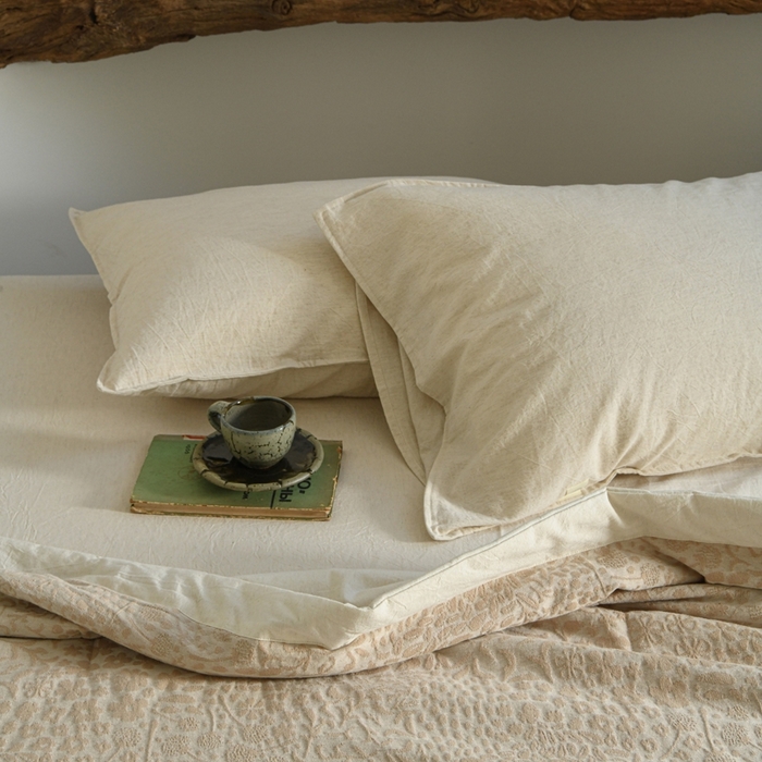 91家纺网 家纺一手货源 找家纺 简家居 2025新款简约亲肤夏被夏凉被空调被 艾丽丝的画-麻色