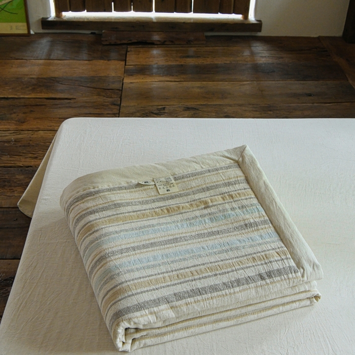 91家纺网 家纺一手货源 找家纺 简家居 2025新款简约亲肤夏被夏凉被空调被 旧日告白-薄荷绿