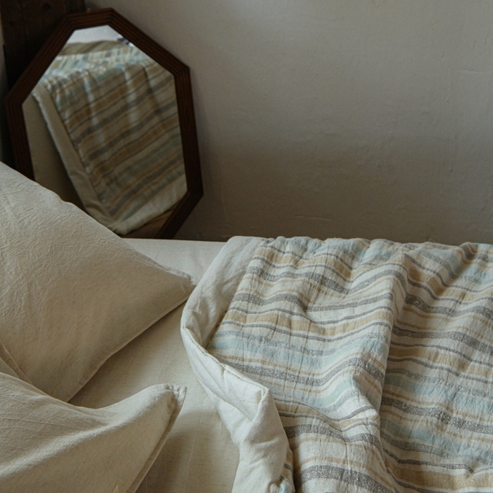 91家纺网 家纺一手货源 找家纺 简家居 2025新款简约亲肤夏被夏凉被空调被 旧日告白-薄荷绿