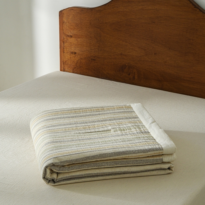 91家纺网 家纺一手货源 找家纺 简家居 2025新款简约亲肤夏被夏凉被空调被 旧日告白-草绿