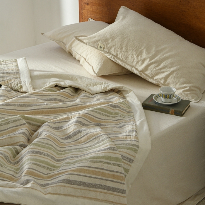 91家纺网 家纺一手货源 找家纺 简家居 2025新款简约亲肤夏被夏凉被空调被 旧日告白-草绿