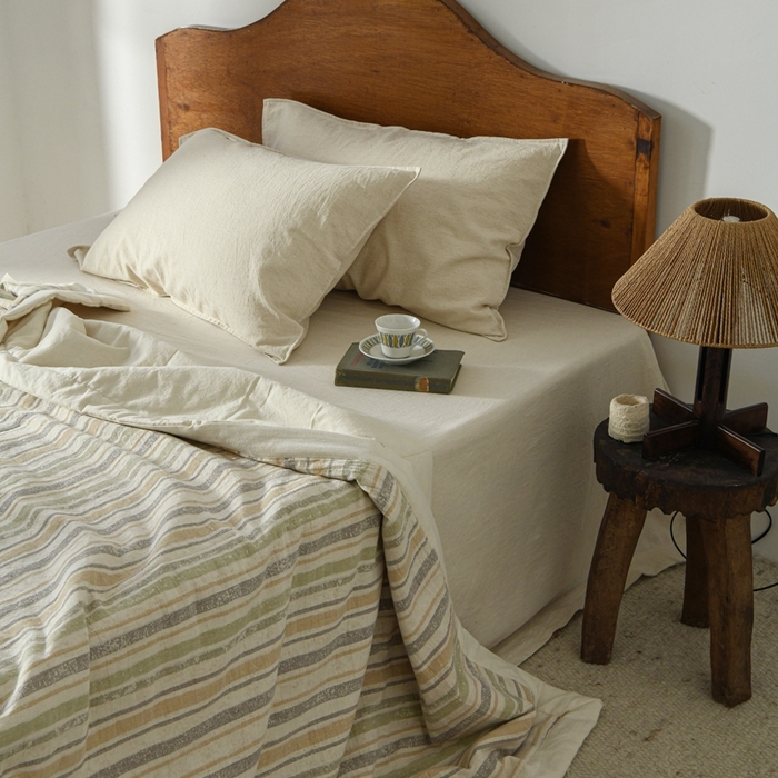 91家纺网 家纺一手货源 找家纺 简家居 2025新款简约亲肤夏被夏凉被空调被 旧日告白-草绿