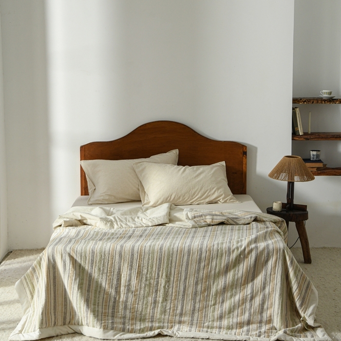 91家纺网 家纺一手货源 找家纺 简家居 2025新款简约亲肤夏被夏凉被空调被 旧日告白-草绿