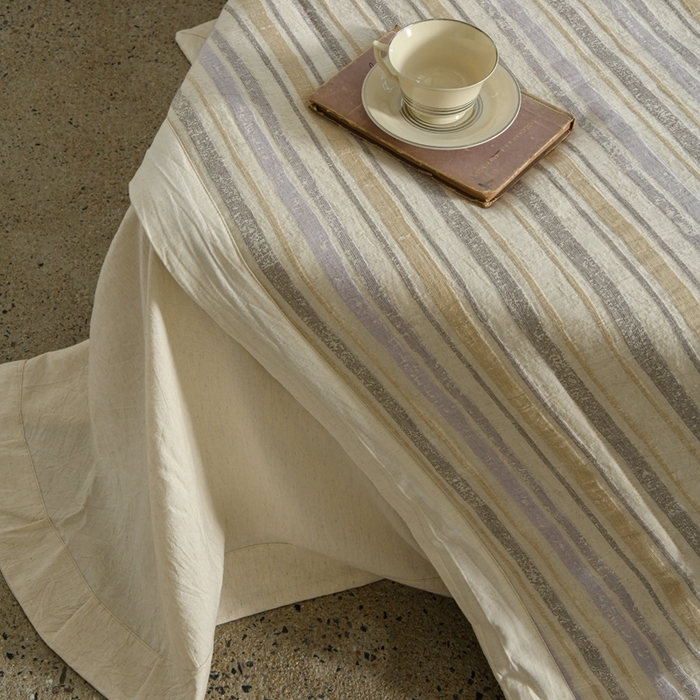 91家纺网 家纺一手货源 找家纺 简家居 2025新款简约亲肤夏被夏凉被空调被 旧日告白-丁香紫