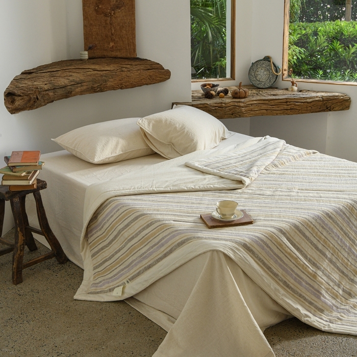 91家纺网 家纺一手货源 找家纺 简家居 2025新款简约亲肤夏被夏凉被空调被 旧日告白-丁香紫