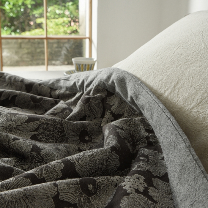 91家纺网 家纺一手货源 找家纺 简家居 2025新款简约亲肤夏被夏凉被空调被 夏被-百色花开