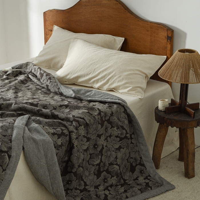 91家纺网 家纺一手货源 找家纺 简家居 2025新款简约亲肤夏被夏凉被空调被 夏被-百色花开