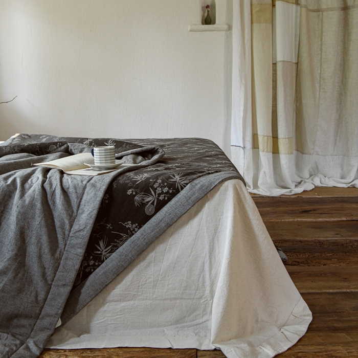 91家纺网 家纺一手货源 找家纺 简家居 2025新款简约亲肤夏被夏凉被空调被 夏被-邻家小院