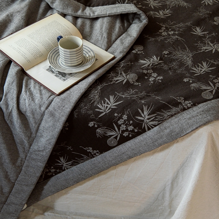 91家纺网 家纺一手货源 找家纺 简家居 2025新款简约亲肤夏被夏凉被空调被 夏被-邻家小院