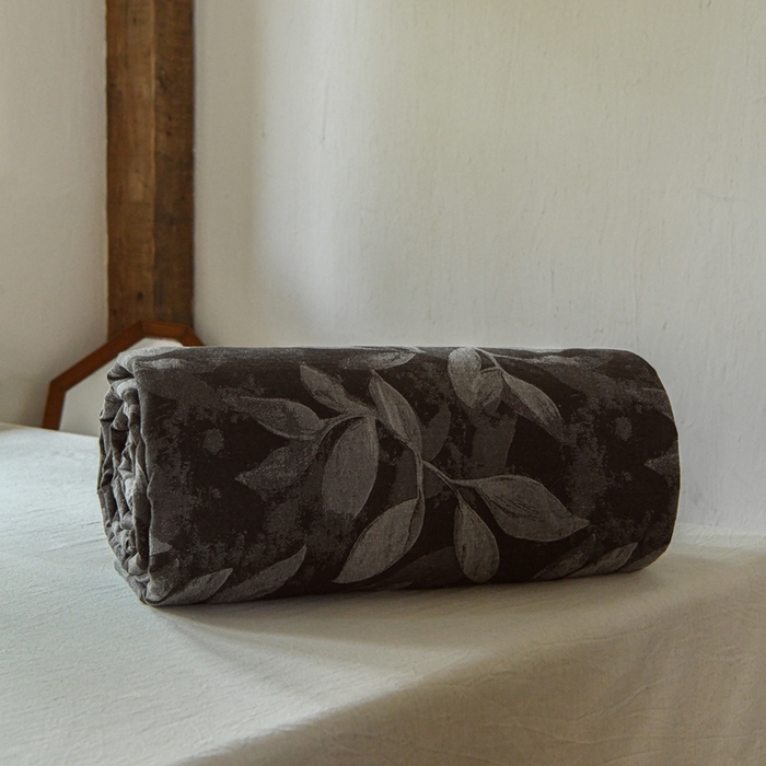 91家纺网 家纺一手货源 找家纺 简家居 2025新款简约亲肤夏被夏凉被空调被 夏被-蔓藤